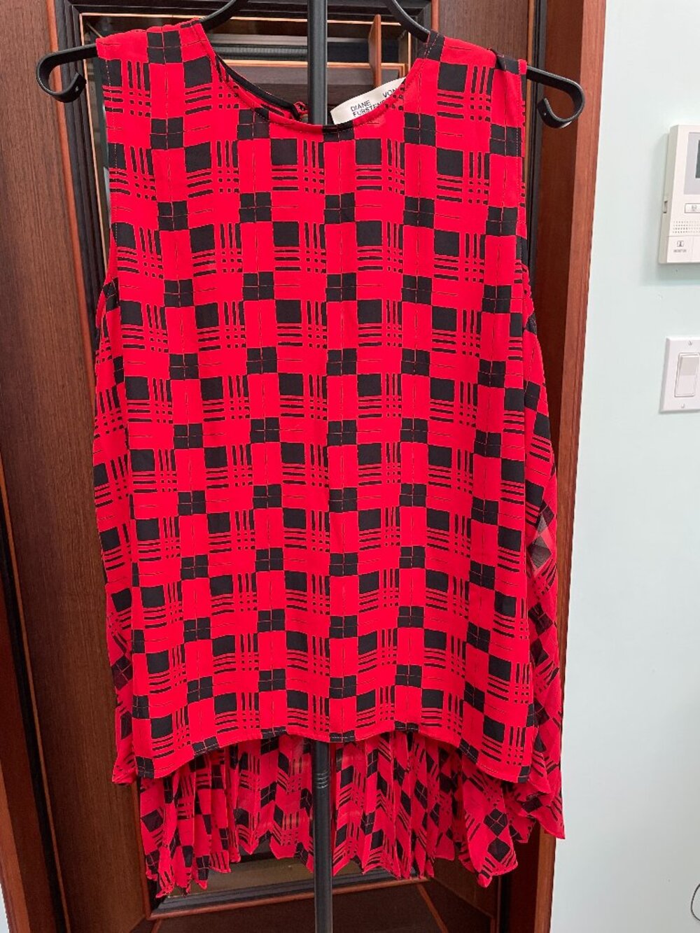DVF Sleeveless Dress Blouse with Hi/Low Hem and Knife-Pleated back